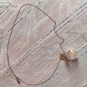 Hot Topic "sink or swim" beach sand necklace